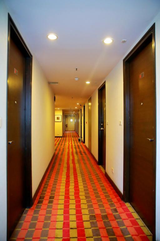 Best Western Jubilee Ridge Хидерабад Екстериор снимка