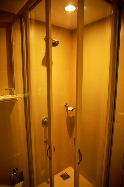 Best Western Jubilee Ridge Хидерабад Екстериор снимка